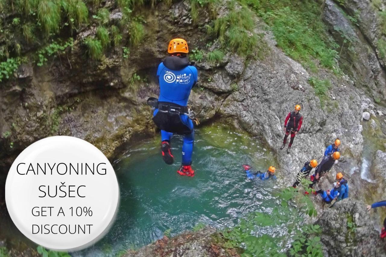Hostel Soca Rocks Bovec Eksteriør billede