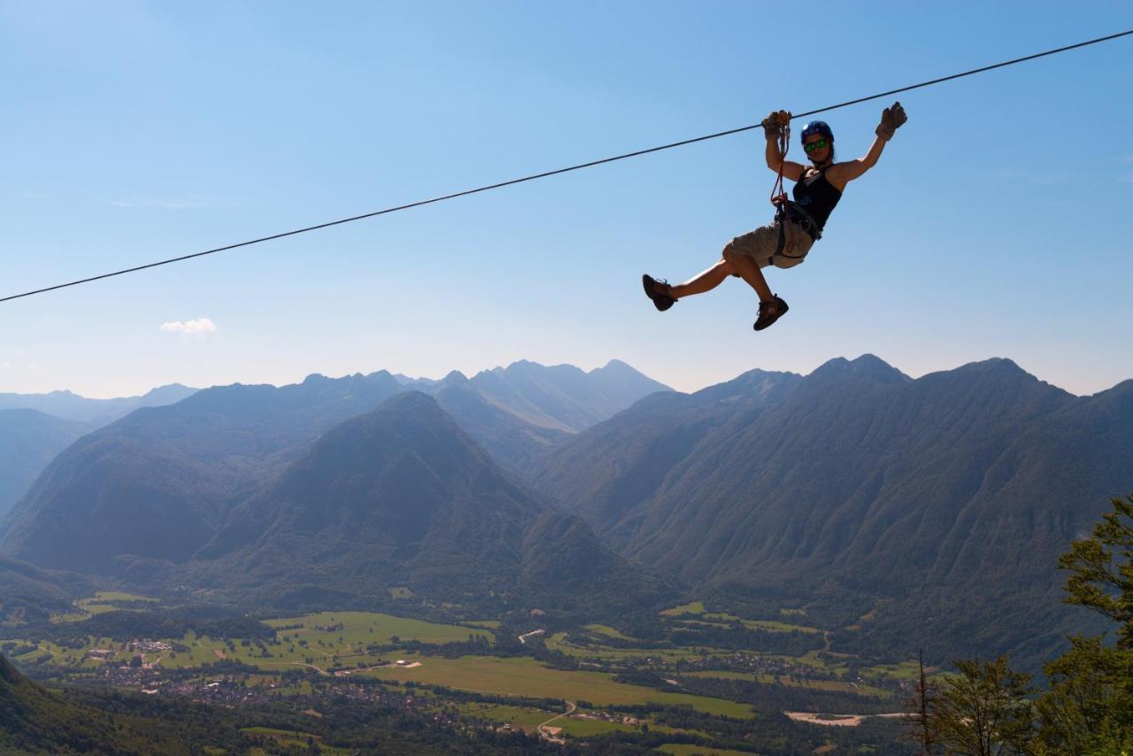 Hostel Soca Rocks Bovec Eksteriør billede