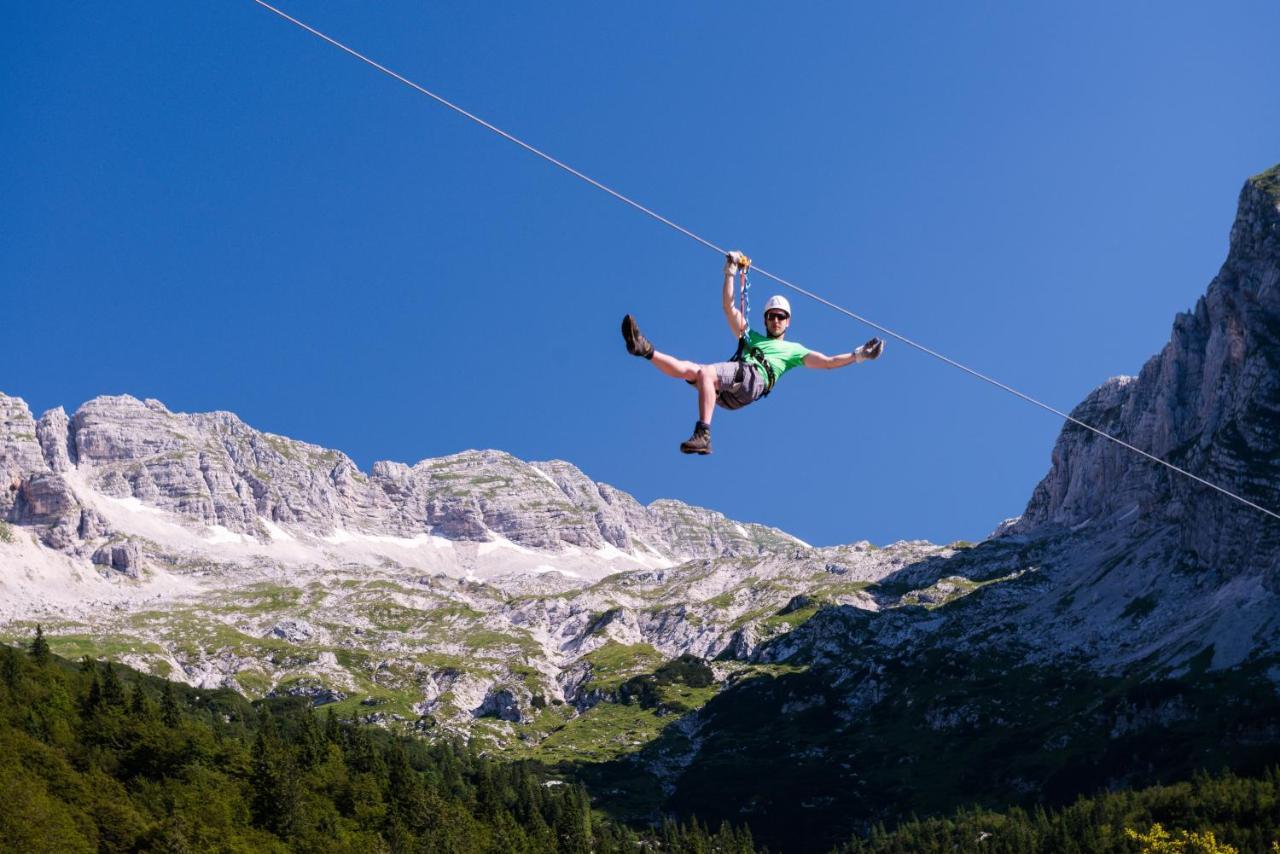 Hostel Soca Rocks Bovec Eksteriør billede