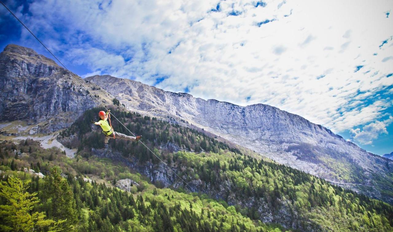 Hostel Soca Rocks Bovec Eksteriør billede