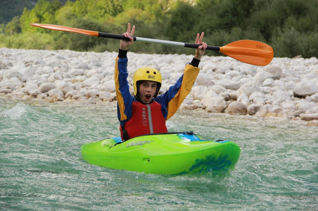 Hostel Soca Rocks Bovec Eksteriør billede