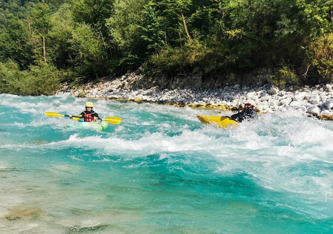 Hostel Soca Rocks Bovec Eksteriør billede